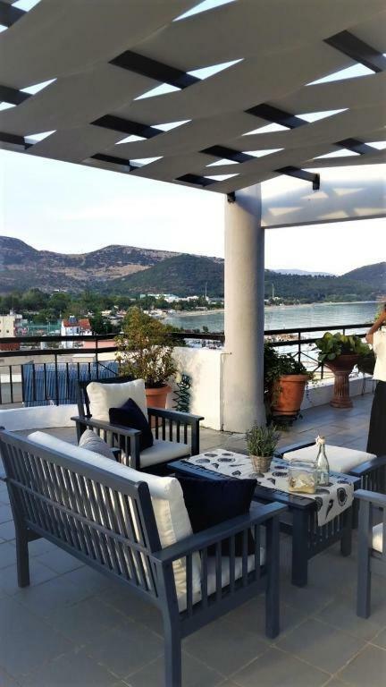 Port View Suites 2 Kavala Exteriér fotografie